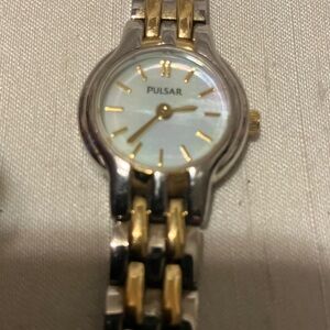 Like new , new battery put in awhile ago n has been popped off since Pulsar ,